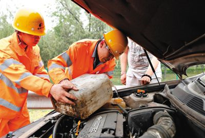 勐腊剑阁道路救援